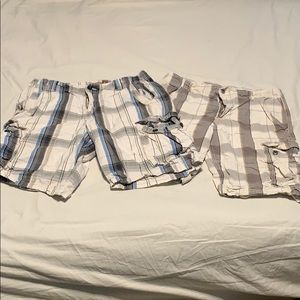 Set of 2 men’s cargo shorts